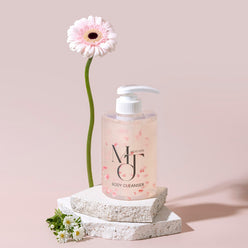 Moisterr Pink Flower Body Cleanser